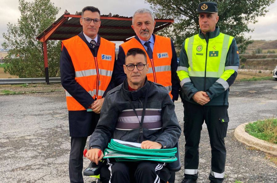 Burgos se conciencia hoy ante las distracciones al volante en la campaña de la DGT y ASPAYM